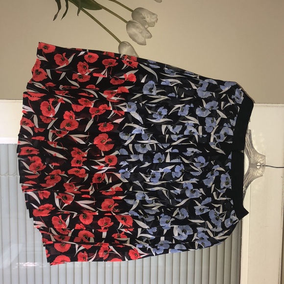 Ann Taylor Petite Multicolored Poppy Pleated Skirt - Picture 4 of 11